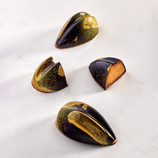 Banana caramel bonbon